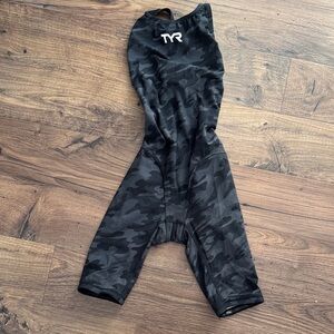 TYR Dark Camo Girls Techsuit